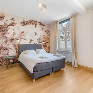 Kamer met een King Size Bed